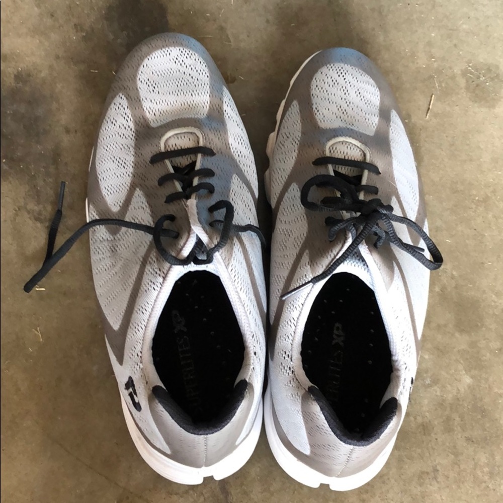 FJ Super lites XP Golf shoes - practically new